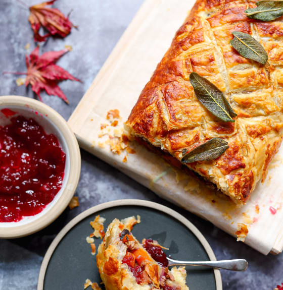 Tofu Mince Christmas Wellington Cauldron Foods